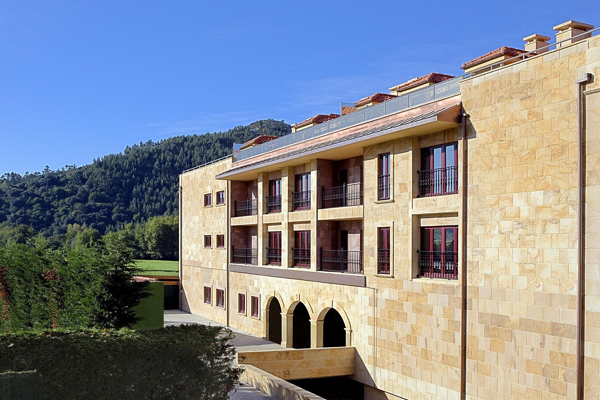 Apartamentos Spa Villa Pasiega Хознайо Екстериор снимка